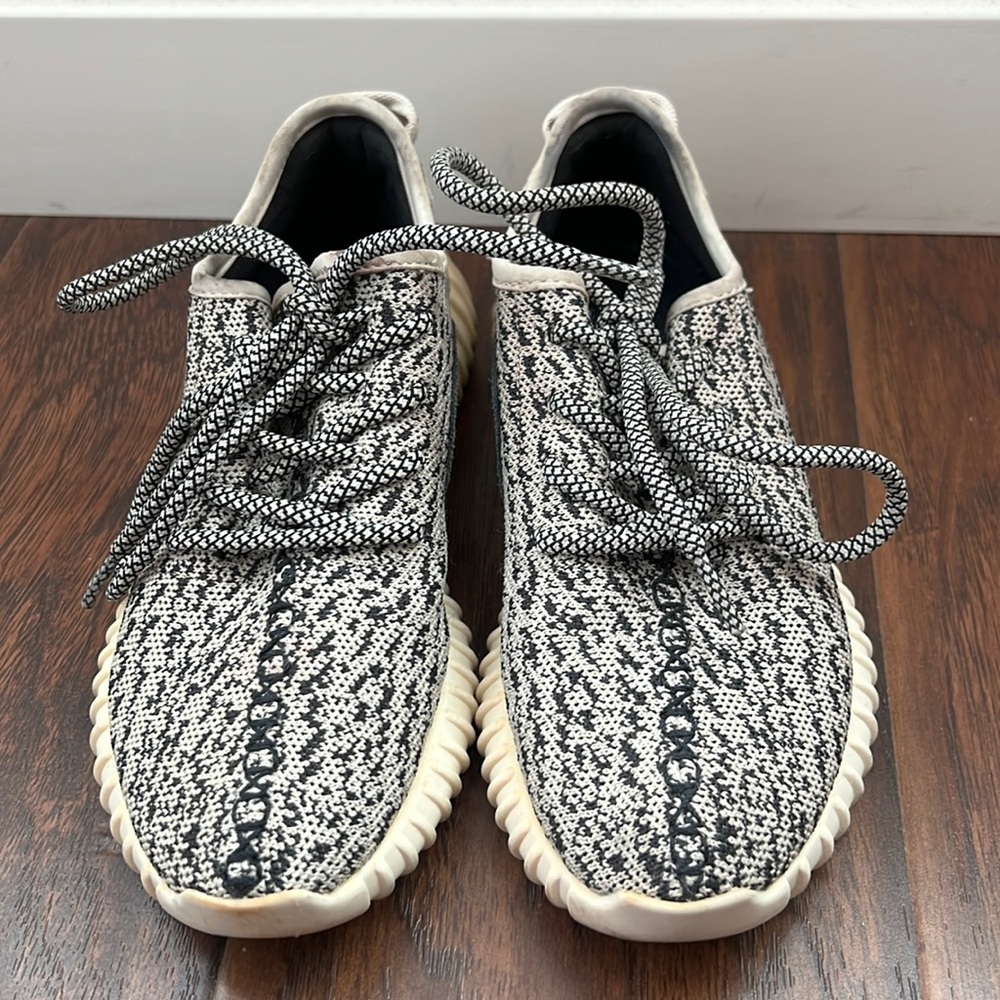 YEEZY 350 BOOST Turtle Dove size 6.5 Authentic
